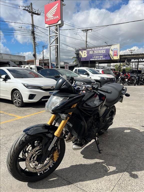 CB 600F HORNET